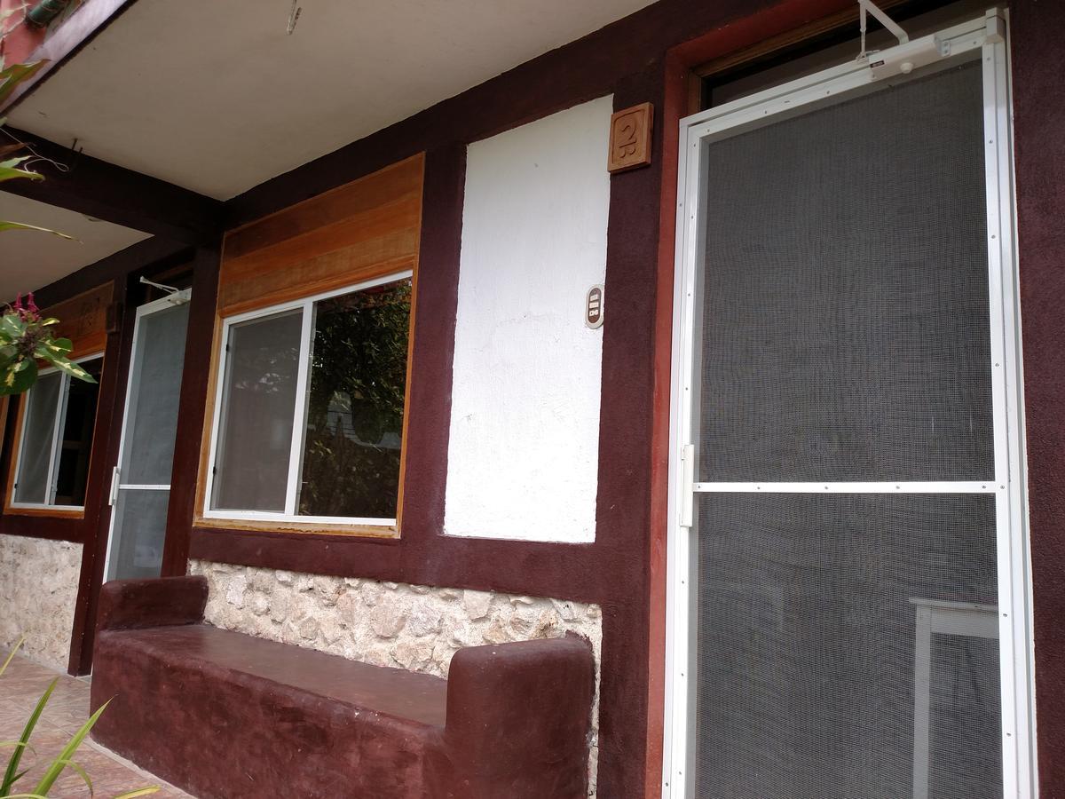 Zapote Tree Inn Flores Exterior photo